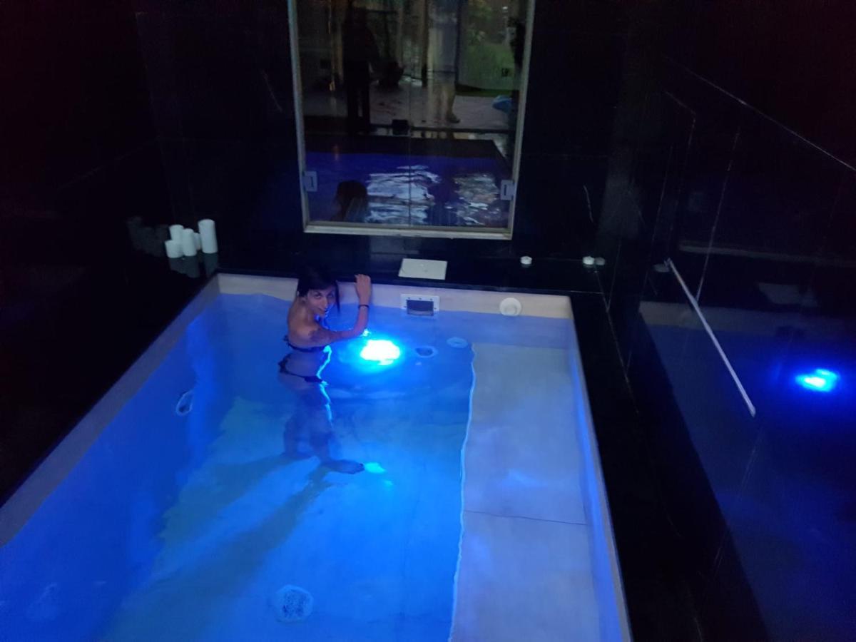 La Casa Con Piscina Riscaldata Interna Anna Luxury Garden Διαμέρισμα Πίζα Εξωτερικό φωτογραφία